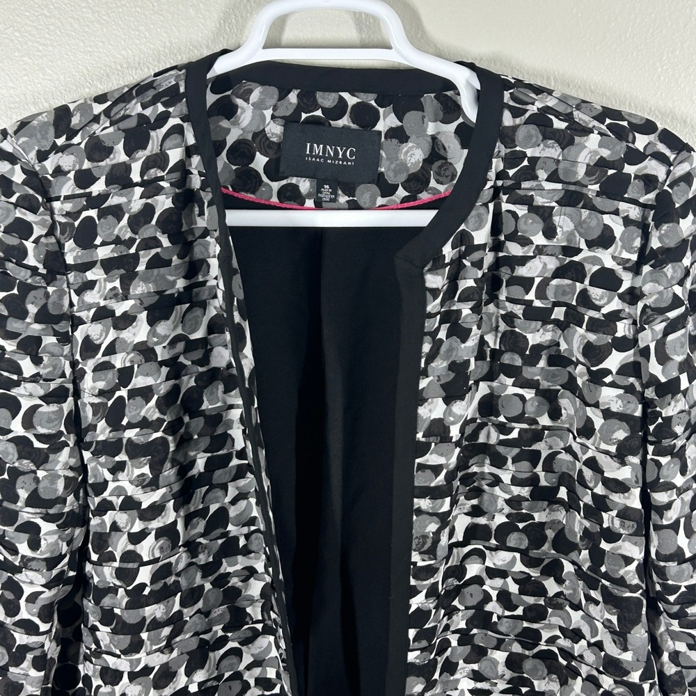 IMNYC Isaac Mizrahi Women Black White Abstract Dot Pleated Open Front Jacket 16